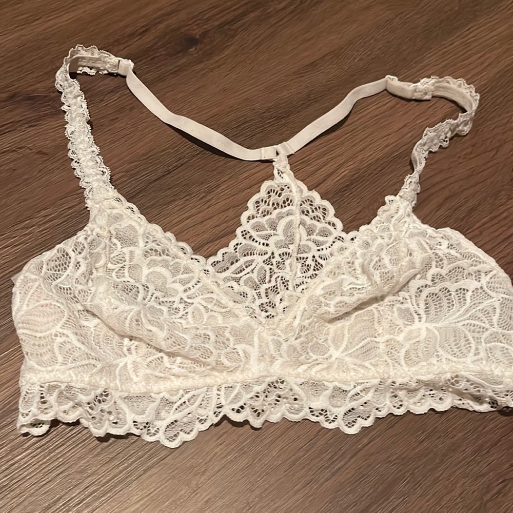 xhilaration white lace racerback bralette